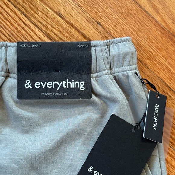 & Everything Gray Elastic Waist Shorts - Picture 2 of 5